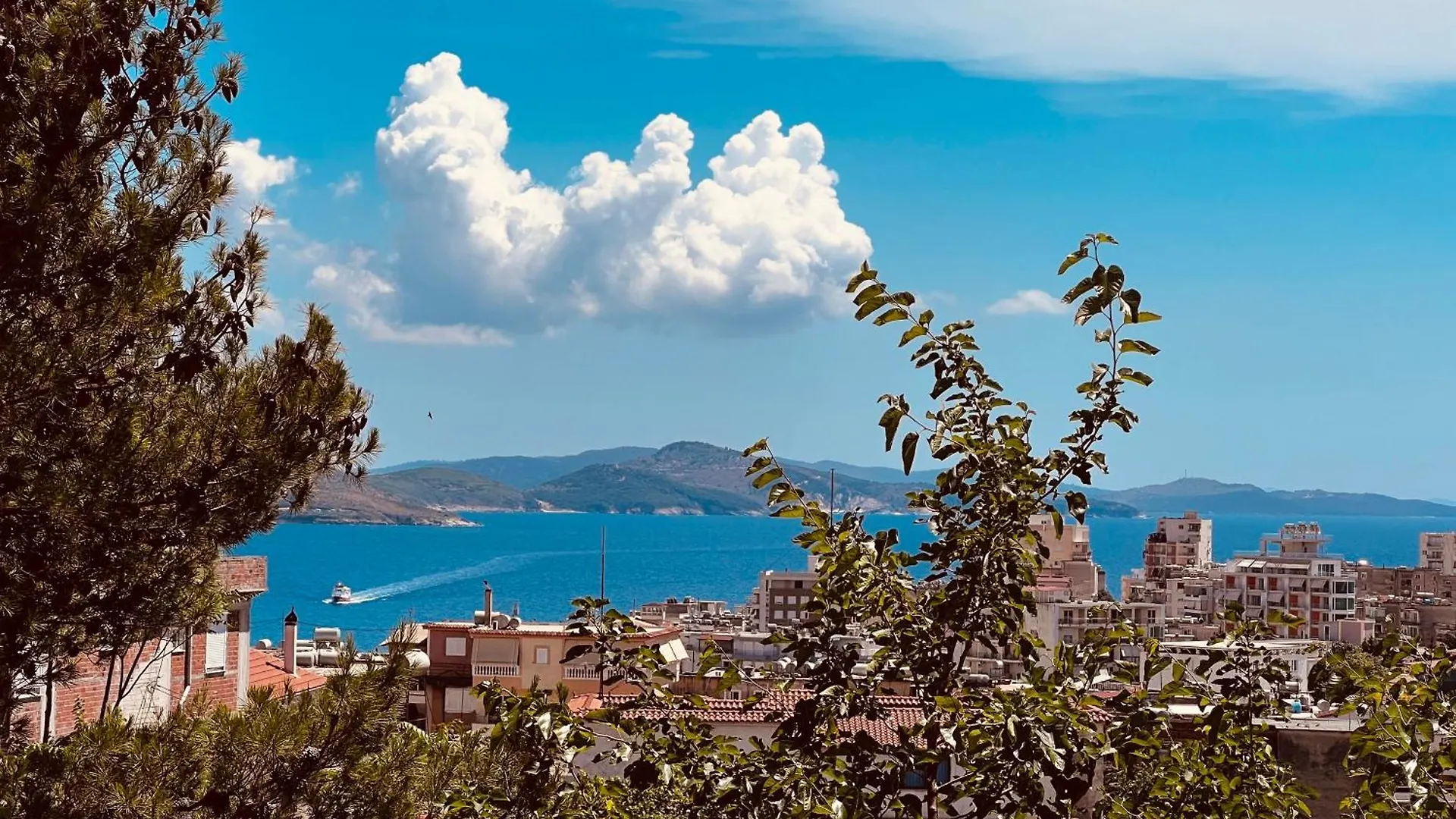 Apartament The Gwen Saranda 0*,  Albania